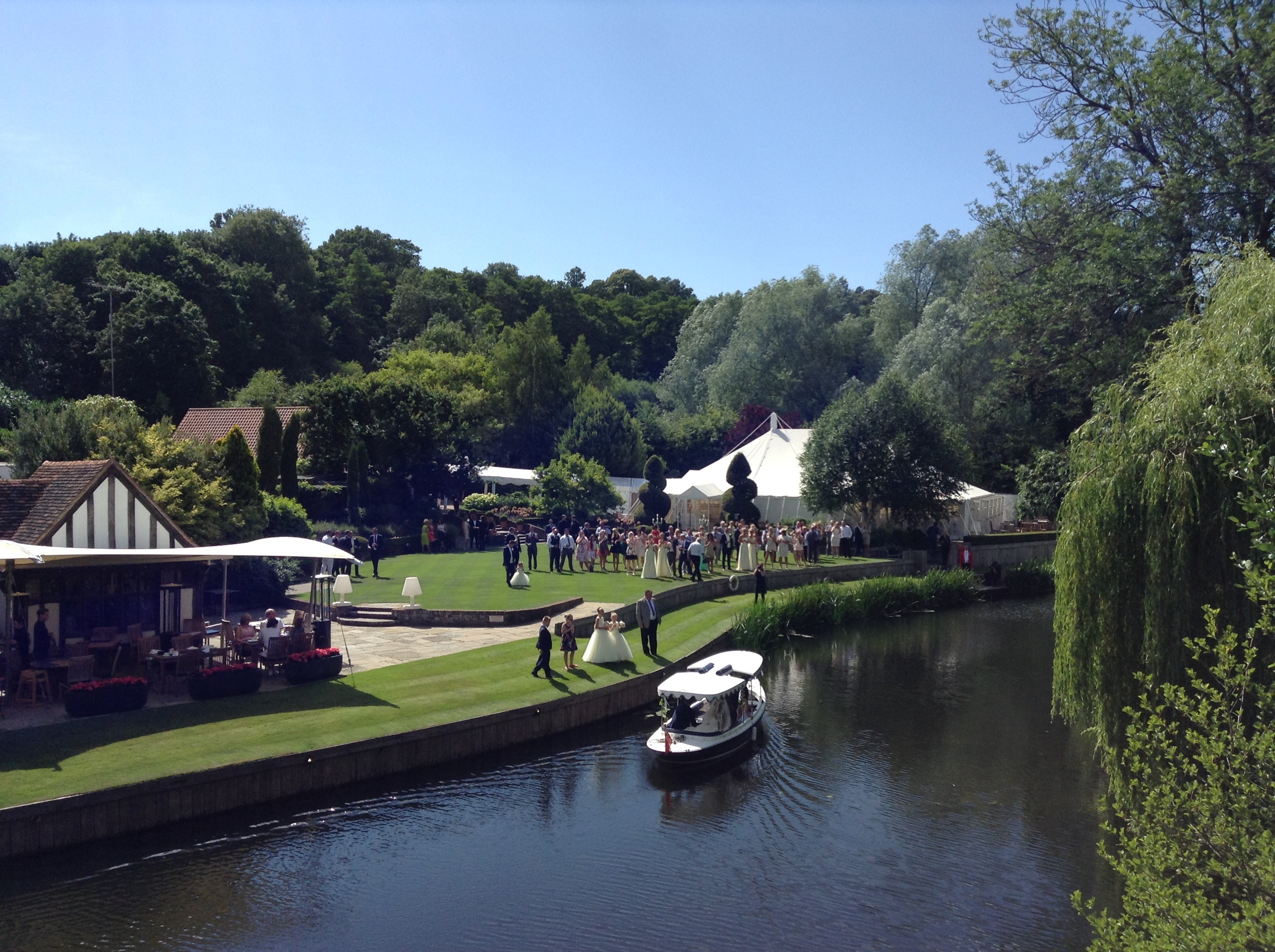 Kathleen bringing a bride into the Talbooth – Jax Horswill